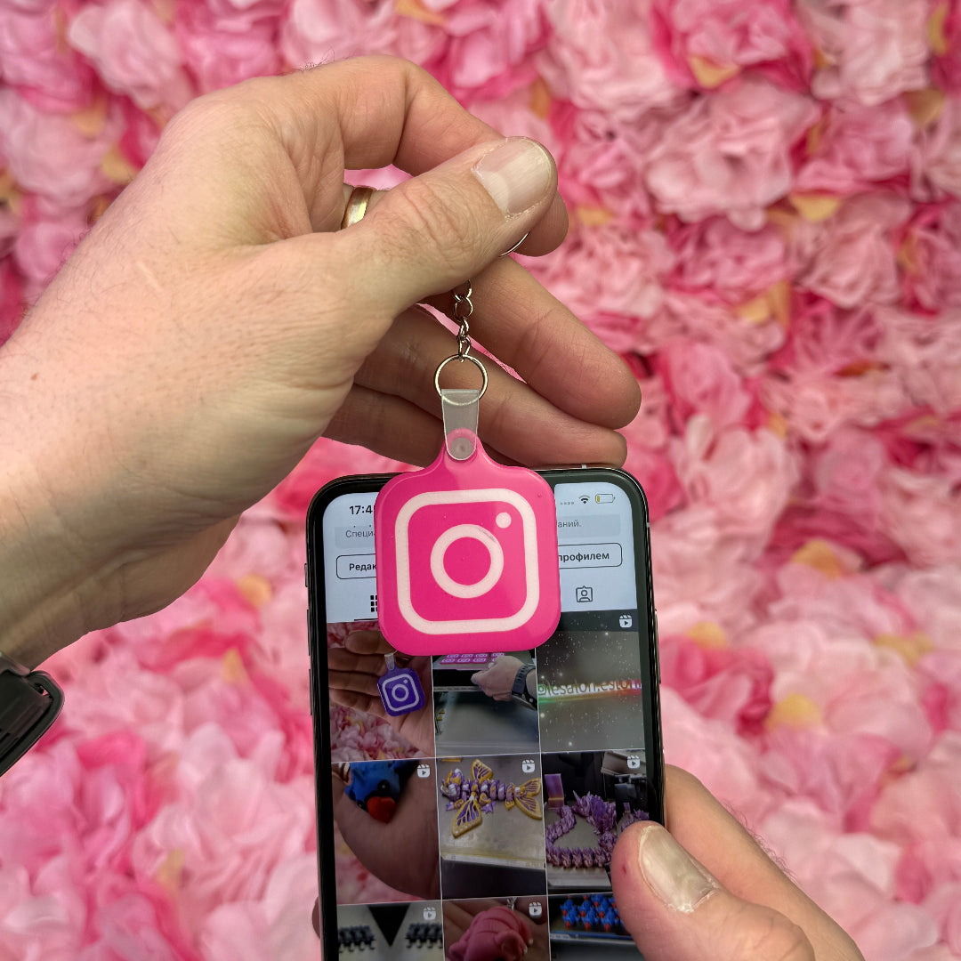 NFC Instagram keychain Free EU Delivery