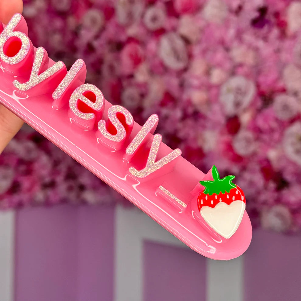 🍓 Custom Nameplate – Strawberry Pink Edition