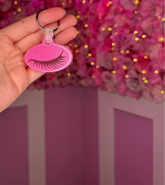 💖 Eyelash Pink Keychain – For Lash Artists &amp; Beauty Queens | Free EU Shipping